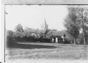 Geluveld (Gheluvelt), Ortsansicht mit Kirchturm