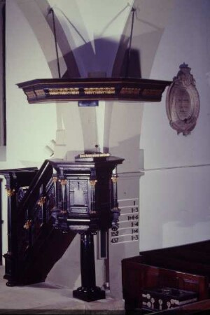 Marktkirche, Detmold, Innenansicht, Detail; farbig