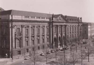 Deutsche Staatsbibliothek & ehemalige Preußische Staatsbibliothek