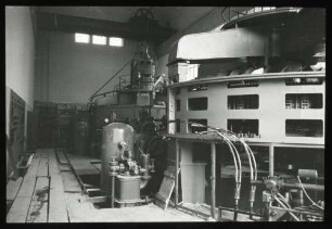 Hessigheim, Kraftwerk, Maschinenmontage