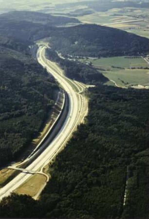 Albabstieg bei Westhausen Trassierung, Blick in Richtung Würzburg