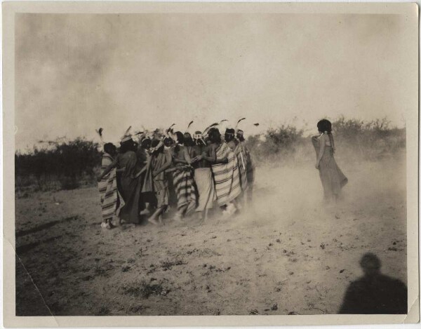 Ashluslay and Choroti dancers