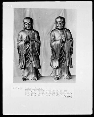 Zwei Lo-hans