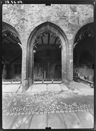 Nordhausen. Stadtpfarrkirche zum Heiligen Kreuz (sog. Dom, Baubeginn 1130). Kreuzgang