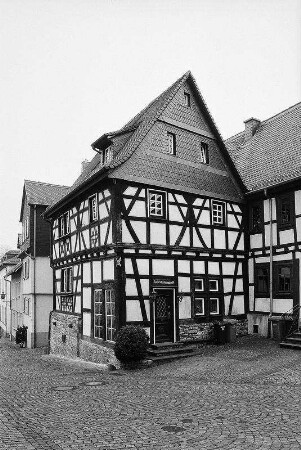 Wohnhaus; Oberursel, St.-Ursula-Gasse 19