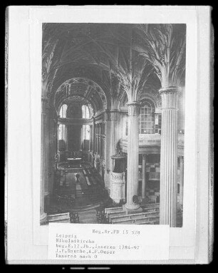 Leipzig, Nikolaikirche : Leipzig. Nikolaikirche, Inneres nach Osten