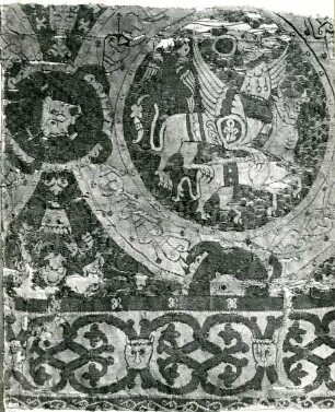 Fragment eines Bildteppichs nach dem Vorbild orientalischer Gewebe