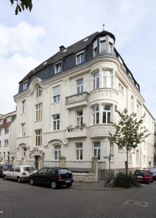 Wohnhaus Villa