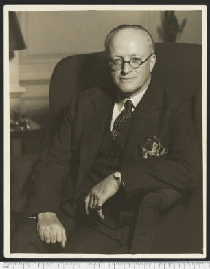 Porträtaufnahme Hugh Walpole