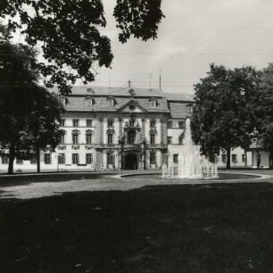 Statthalterpalais
