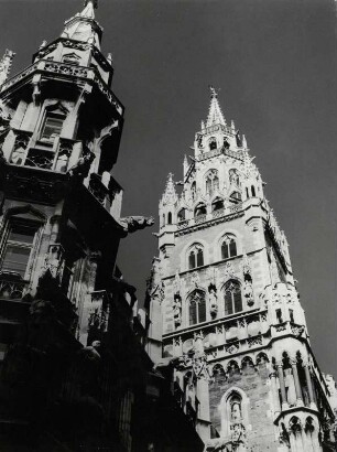 Eckturm des Rathauses und Rathaus-Turm