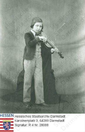 Alfred I. Herzog v. Sachsen-Coburg-Gotha, Prinz von Großbritannien (1844-1900) / Porträt mit Violine, stehende, leicht linksgewandte, vorblickende Ganzfigur