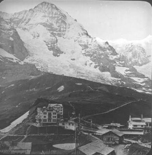 Schweiz. Berner Oberland, Kleine Scheidegg. Blick nach Südost zum Mönch (4107 m)
