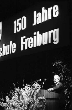 Freiburg: Stadttheater; 150 Jahre Gewerbeschule Freiburg; Festakt mit Namensgebung, Ansprache, FU Berlin
