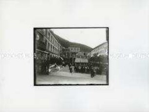 Kurplatz in Wildbad mit Musikpavillon und dem Hotel Klumpp