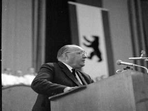 Gedenkfeier zum "Tag der deutschen Einheit" in der Schwarzwaldhalle.