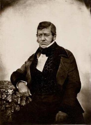 Bildnis eines Mannes mit schwarzer Weste