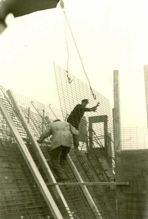 Dampfkraftwerk,1953-1954