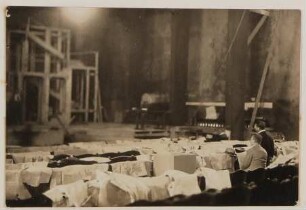 Hofmannsthal und Max Reinhardt bei Proben im Festspielhaus in Salzburg zu "Das Salzburger Große Welttheater" 1925