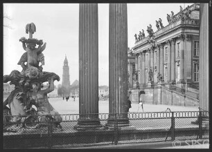 Potsdam, Stadtschloss, Lustgarten, Kolonnade.