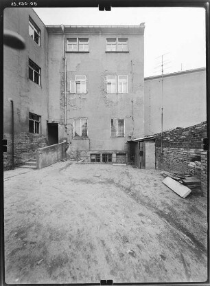 Kamenz, Heinrich-Heine-Straße 4. Wohnhaus (um 1900). Hofansicht