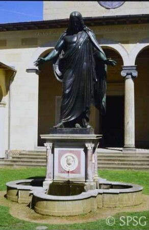 Potsdam, Park Sanssouci, Marlygarten, Friedenskirche, Atrium mit Segnendem Christus.