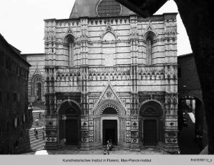 San Giovanni, Siena