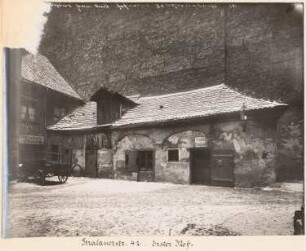 Wohnhaus Stralauer Straße 42, Berlin-Mitte: Ansicht vom ersten Hof (aus: Julius Kohte, Alt-Berlin, Bauwerke in Berlin und Charlottenburg, aufgenommen 1907-1914)