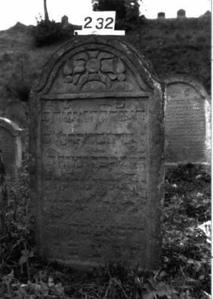 Grabstein 232