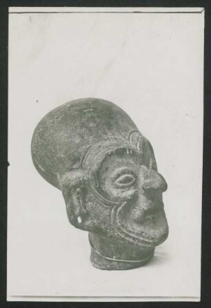 65: Photos ; 12 : [Blatt 657-710, Foto Nr. 679-732]