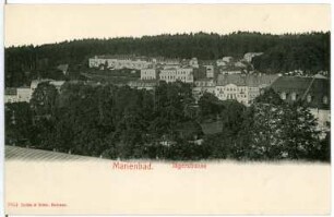 Marienbad. Jägerstraße über das Dach der Kreuzbrunnen-Kolonnade
