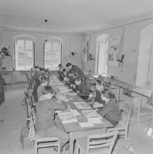 Purschwitz. Schule. Blick in den Werkraum