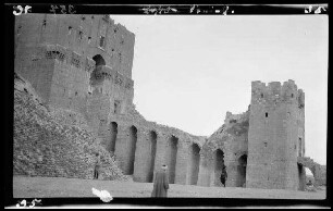 Aleppo (Gouv. Aleppo, Syrien), Burg