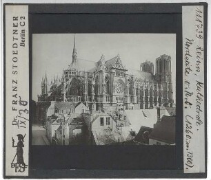 Reims, Kathedrale : Außenansicht von NO