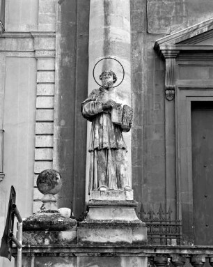 Balustradenfiguren & Zyklus — Heiliger Joseph von Copertino