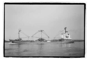 Cap Baitar ex Max Bastian (1977), Frachtschiff, Reederei Helmut Bastian, Haren, Bau-Nr. 556