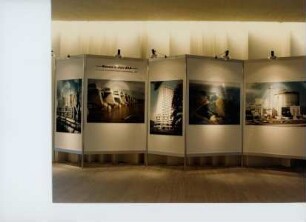 Philipp Holzmann AG - Foto-Ausstellung im Foyer