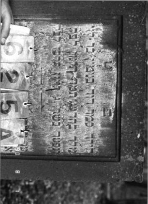 Grabstein 625 (Index: 99790891) Maße HxBxT: 112x57x32 cm Symbolik: nach unten gehaltene Fackeln: Grabstein 625A
