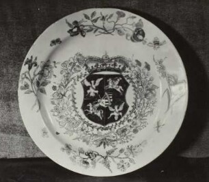 Teller (chinesisches Porzellan) der "Companie des Indes"