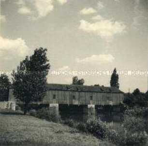 Alte Holzbrücke in Neckarrems - vor dem Abbruch