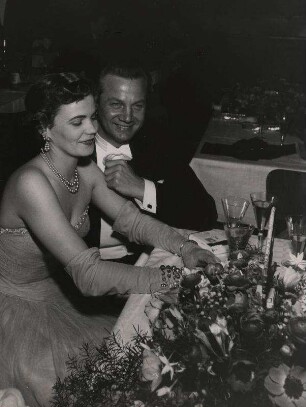 Annemarie Düringer, Rudolf Schock [vielleicht Filmball 1954]