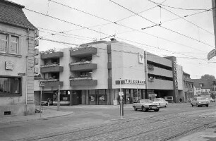 Eröffnung der neuen Volksbank-Filiale in der Rastatter Straße 60 Ecke Pfauenstraße in Rüppurr