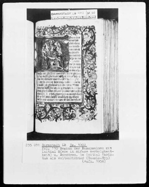 Tagzeiten und Gebete — Initiale H (ere in difare verbolghentheit) mit Christus als Weltenrichter, Folio 110recto