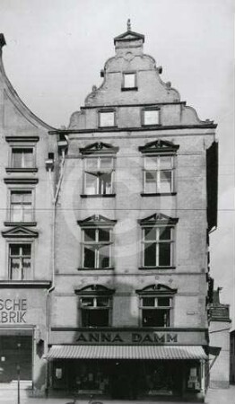Fassade des Bürgerhauses Schmiedestraße 11 in Elbing