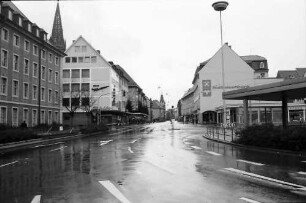 Freiburg: Platz am Siegesdenkmal mit Kaiser-Joseph-Straße