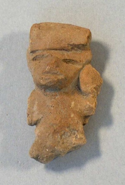 Clay figure (fragmented)