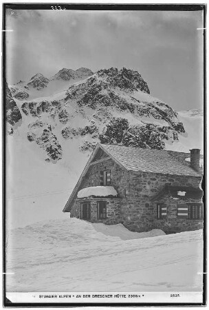 Stubaier Alpen. An der Dresdner Hütte (2308 Meter)