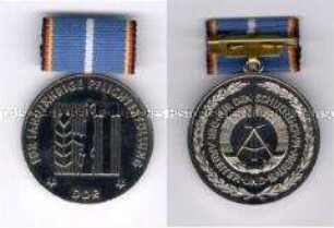 Medaille für langjährige Pflichterfüllung zur Stärkung der Landesverteidigung der Deutschen Demokratischen Republik in Silber (für 20 Jahre)