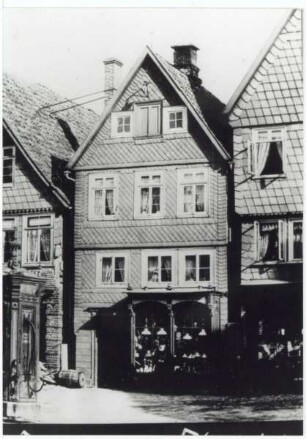 Kleiner Markt mit Pumpe. Detmold. Marktplatz. Sammlung Starke