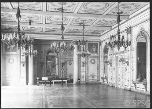 Wiesbaden, Schloss Wiesbaden, Musiksaal, R.: 180.